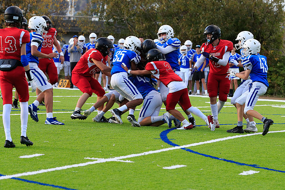 Seattle Prep vs Ballard-1766 [1-800 sec at f - 7.1 185 mm Canon Canon EOS-1D X Mark II EF70-200mm f-2.8L IS II USM]