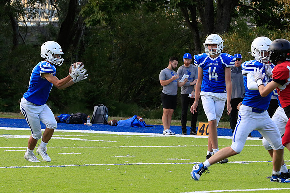 Seattle Prep vs Ballard-1594 [1-800 sec at f - 9.0 200 mm Canon Canon EOS-1D X Mark II EF70-200mm f-2.8L IS II USM]