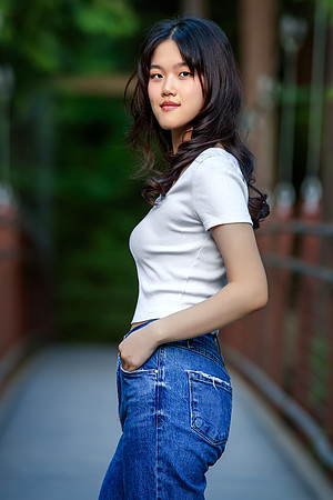 Eunsoo Senior 2025-1053-Edit-Edit