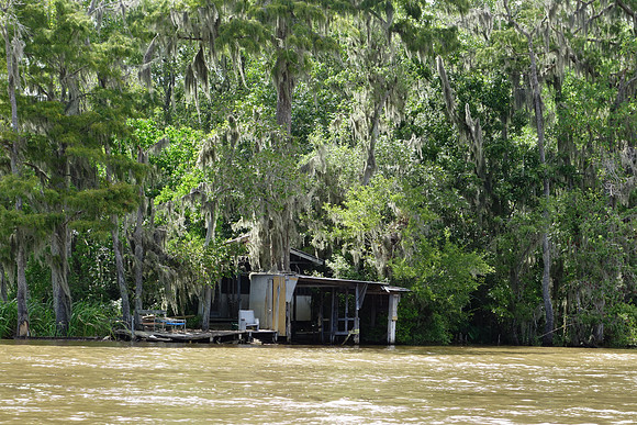 Sony New Orleans-781_ISO 160_1-200 sec at f - 5.0_10.4-37.1 mm f-1.8-4.9 at 37.1 mm