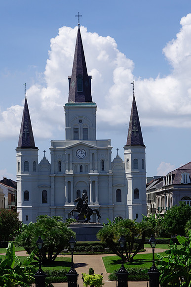 Sony NOLA 2013-179_ISO 160_1-500 sec at f - 7.1_10.4-37.1 mm f-1.8-4.9 at 33.56 mm