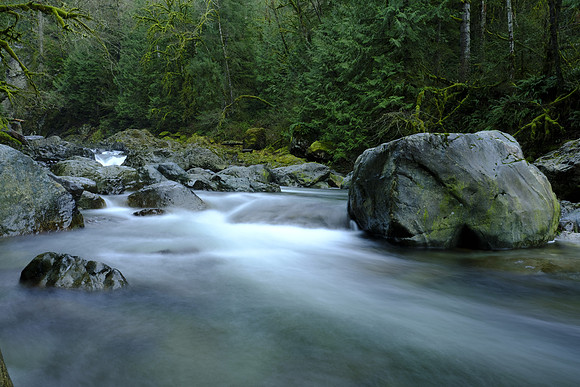 GFX50S Hike-125 GFX 50S GF32-64mmF4 R LM WR 32.6 mm 4.0 sec at f - 32 ISO 100_