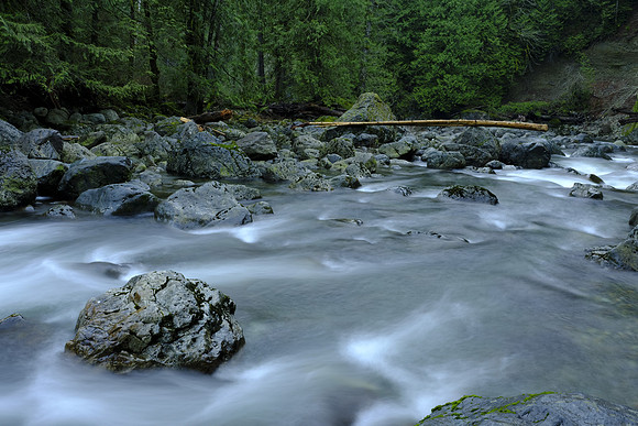 GFX50S Hike-161 GFX 50S GF32-64mmF4 R LM WR 38.2 mm 3.0 sec at f - 32 ISO 100_