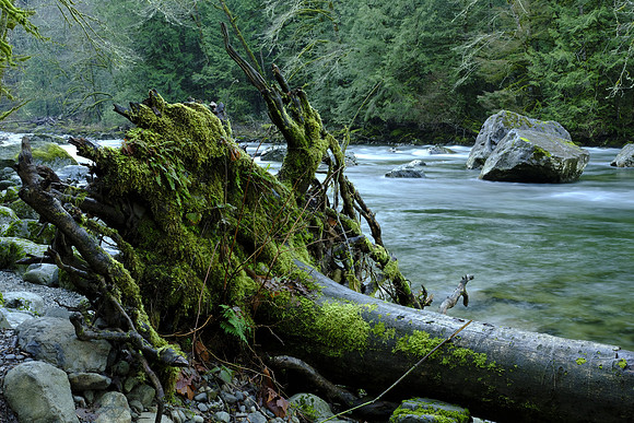 GFX50S Hike-59 GFX 50S GF32-64mmF4 R LM WR 48.2 mm 4.0 sec at f - 32 ISO 100_
