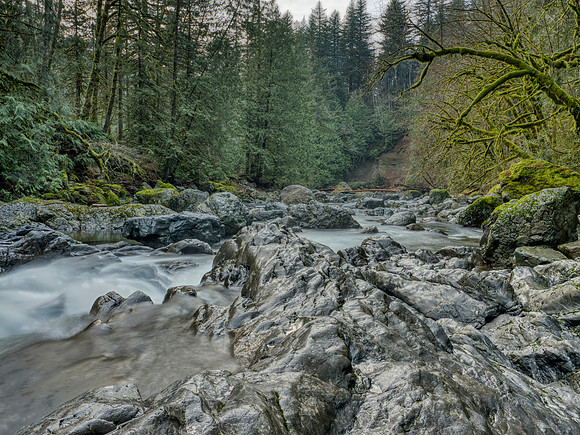 GFX50S Hike-Aurora HDR 7 Bracket Balanced Interior