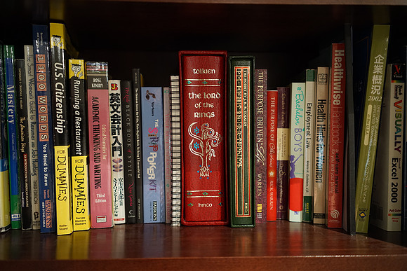 a7Books-20_ISO 800_1-3 sec at f - 2.8_FE 35mm F2.8 ZA at 35 mm