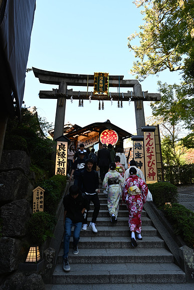 Japan Kyoto 2018-21 NIKON Z 7 NIKKOR Z 24-70mm f-4 S 24 mm 1-100 sec at f - 9.0 ISO 400_