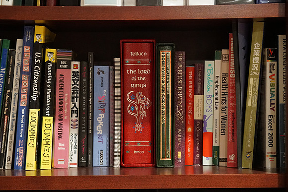 a6300Bks-25_ISO 6400_1-8 sec at f - 5.6_E 16-70mm F4 ZA OSS at 70 mm