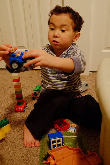 X-E1 Focus Test-115_ISO 5000_1-30 sec at f - 3.6_XF18-55mmF2.8-4 R LM OIS at 23.3 mm