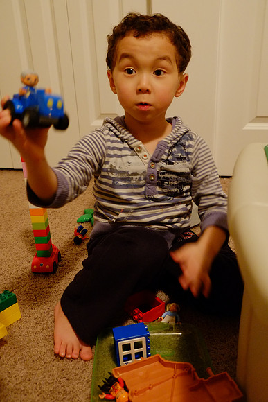 X-E1 Focus Test-129_ISO 5000_1-30 sec at f - 3.6_XF18-55mmF2.8-4 R LM OIS at 23.3 mm