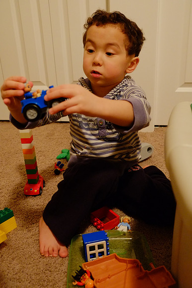 X-E1 Focus Test-119_ISO 5000_1-30 sec at f - 3.6_XF18-55mmF2.8-4 R LM OIS at 23.3 mm