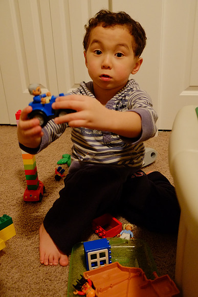 X-E1 Focus Test-125_ISO 5000_1-30 sec at f - 3.6_XF18-55mmF2.8-4 R LM OIS at 23.3 mm