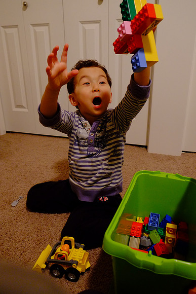 X-E1 Focus Test-73_ISO 4000_1-30 sec at f - 3.6_XF18-55mmF2.8-4 R LM OIS at 18 mm