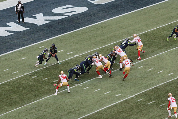 EOS R NFL-259 Canon EOS R EF70-200mm f-2.8L IS II USM 200 mm 1-2000 sec at f - 5.6 ISO 5000_