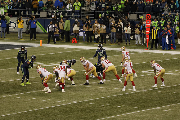 EOS R NFL-790 Canon EOS R EF70-200mm f-2.8L IS II USM 185 mm 1-640 sec at f - 2.8 ISO 1000_