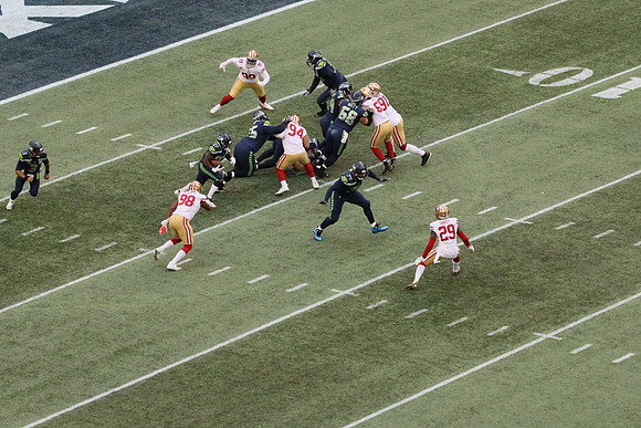 EOS R NFL-262 Canon EOS R EF70-200mm f-2.8L IS II USM 200 mm 1-2000 sec at f - 5.6 ISO 5000_