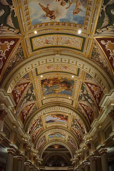 a7R-84_ISO 6400_1-60 sec at f - 9.0_FE 35mm F2.8 ZA at 35 mm