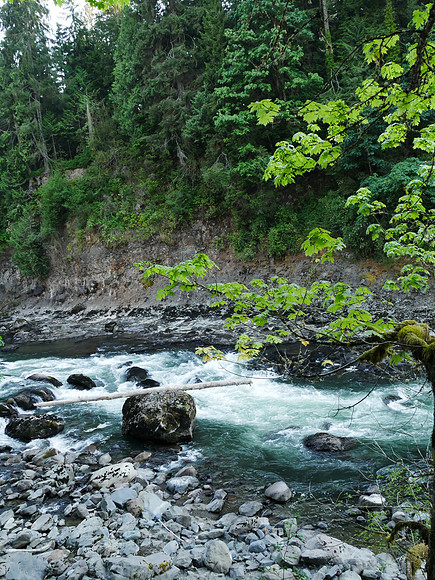 DMCG7-115_ISO 1250_1-60 sec at f - 9.0_LUMIX G VARIO 14-140-F3.5-5.6 at 14 mm