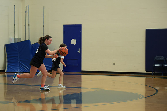 R6M2 Basketball-653