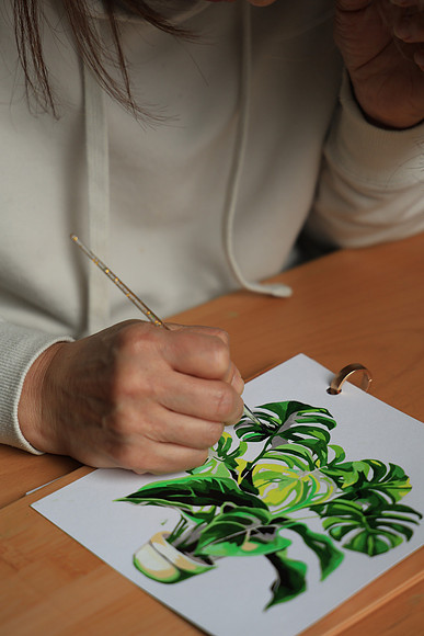 R6M2 Painting Shots-25