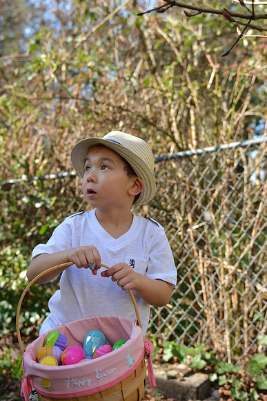 D7100 Easter-49_ISO 100_1-400 sec at f - 2.8_24.0-70.0 mm f-2.8 at 28 mm