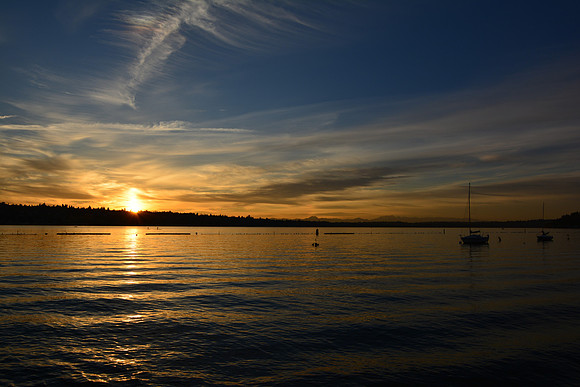 Nikon D5200-352_ISO 100_1-320 sec at f - 9.0_18.0-105.0 mm f-3.5-5.6 at 18 mm