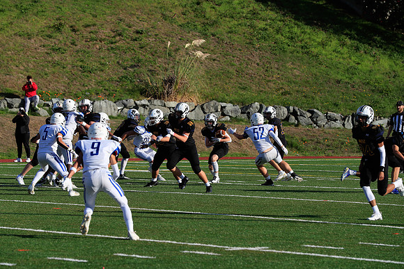 vs West Seattle-126 [1-1000 sec at f - 7.1 200 mm Canon Canon EOS-1D X Mark II EF70-200mm f-2.8L IS II USM]