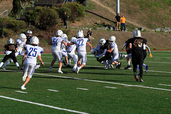 vs West Seattle-232 [1-1000 sec at f - 7.1 115 mm Canon Canon EOS-1D X Mark II EF70-200mm f-2.8L IS II USM]