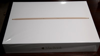 I intentionally put a little wrinkle in the plastic to show that the box plastic was preserved
