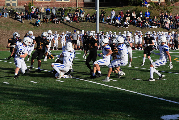 vs West Seattle-462 [1-1000 sec at f - 7.1 80 mm Canon Canon EOS-1D X Mark II EF70-200mm f-2.8L IS II USM]