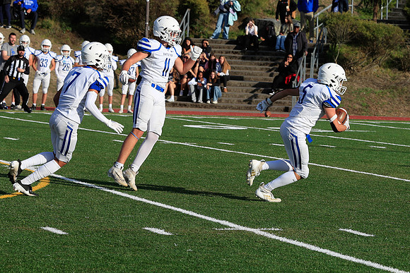 vs West Seattle-244 [1-1000 sec at f - 7.1 110 mm Canon Canon EOS-1D X Mark II EF70-200mm f-2.8L IS II USM]