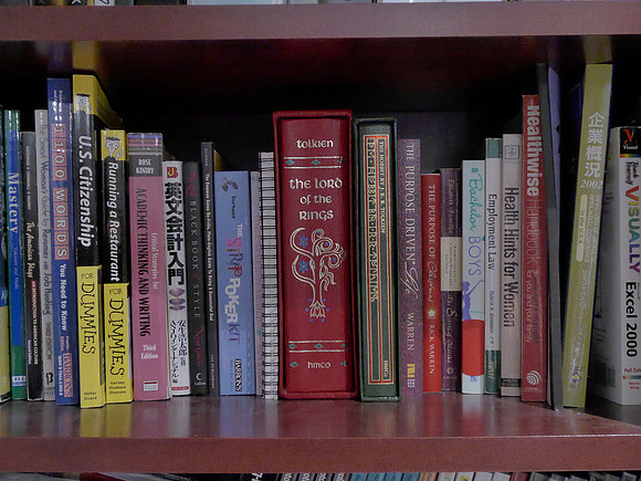 LF1 Books-31_ISO 1600_1-6 sec at f - 3.0_ at 9.5 mm