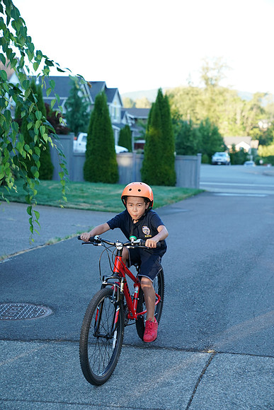 Sony a9 Day 1-344 ILCE-9 FE 24-70mm F2.8 GM 70 mm 1-800 sec at f - 3.5 ISO 1000_