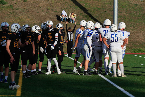 vs West Seattle-734 [1-1000 sec at f - 8.0 200 mm Canon Canon EOS-1D X Mark II EF70-200mm f-2.8L IS II USM]