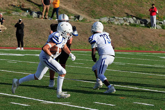 vs West Seattle-254 [1-1000 sec at f - 7.1 120 mm Canon Canon EOS-1D X Mark II EF70-200mm f-2.8L IS II USM]