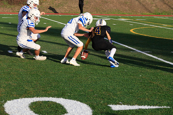 vs West Seattle-894 [1-1000 sec at f - 8.0 135 mm Canon Canon EOS-1D X Mark II EF70-200mm f-2.8L IS II USM]