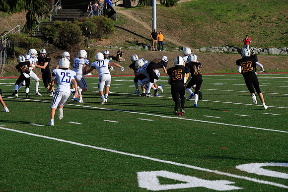 vs West Seattle-228 [1-1000 sec at f - 7.1 115 mm Canon Canon EOS-1D X Mark II EF70-200mm f-2.8L IS II USM]