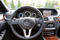 2014 Mercedes-Benz E350 Sept 25 2016-1 Canon EOS-1D X Mark II EF24-70mm f-2.8L II USM 24 mm 1-160 sec at f - 8.0 ISO 1250_