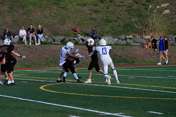 vs West Seattle-1036 [1-640 sec at f - 6.3 200 mm Canon Canon EOS-1D X Mark II EF70-200mm f-2.8L IS II USM]