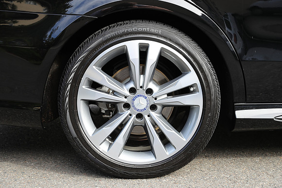 2014 Mercedes-Benz E350 Sept 25 2016-59 Canon EOS-1D X Mark II EF24-70mm f-2.8L II USM 55 mm 1-200 sec at f - 5.6 ISO 250_