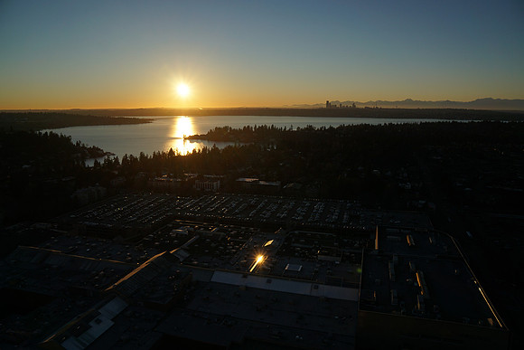 a6000City-150_ISO 100_1-1000 sec at f - 5.6_E 16-70mm F4 ZA OSS at 16 mm