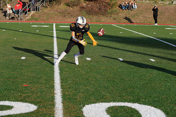 vs West Seattle-880 [1-1000 sec at f - 8.0 125 mm Canon Canon EOS-1D X Mark II EF70-200mm f-2.8L IS II USM]