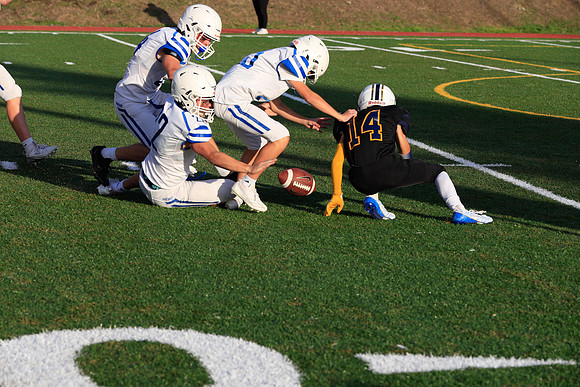 vs West Seattle-896 [1-1000 sec at f - 8.0 140 mm Canon Canon EOS-1D X Mark II EF70-200mm f-2.8L IS II USM]