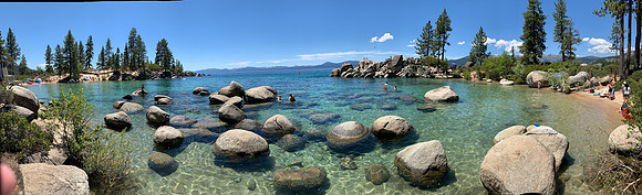 iPhone XS vs X-T30 837
