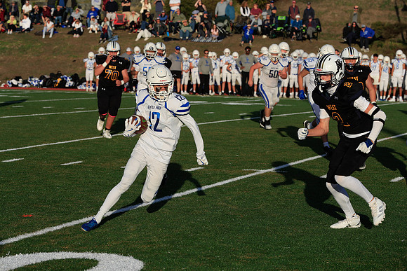 vs West Seattle-820 [1-1000 sec at f - 8.0 130 mm Canon Canon EOS-1D X Mark II EF70-200mm f-2.8L IS II USM]