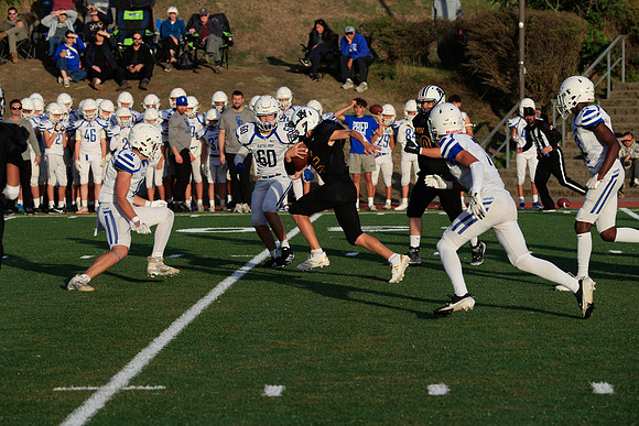 vs West Seattle-994 [1-1000 sec at f - 8.0 200 mm Canon Canon EOS-1D X Mark II EF70-200mm f-2.8L IS II USM]