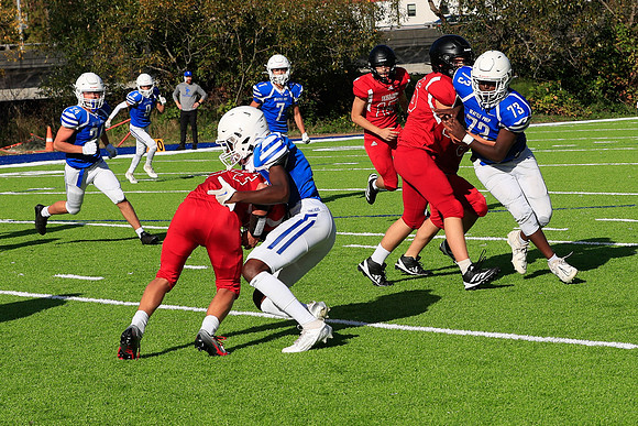 Seattle Prep vs Ballard-22 [1-1000 sec at f - 8.0 70 mm Canon Canon EOS-1D X Mark II EF70-200mm f-2.8L IS II USM]