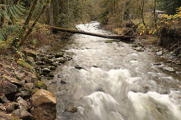 5DM4 Snoq-12 Canon EOS 5D Mark IV EF24-70mm f-4L IS USM 26 mm 0.3 sec at f - 16 ISO 100_