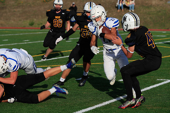 vs West Seattle-648 [1-1000 sec at f - 7.1 200 mm Canon Canon EOS-1D X Mark II EF70-200mm f-2.8L IS II USM]