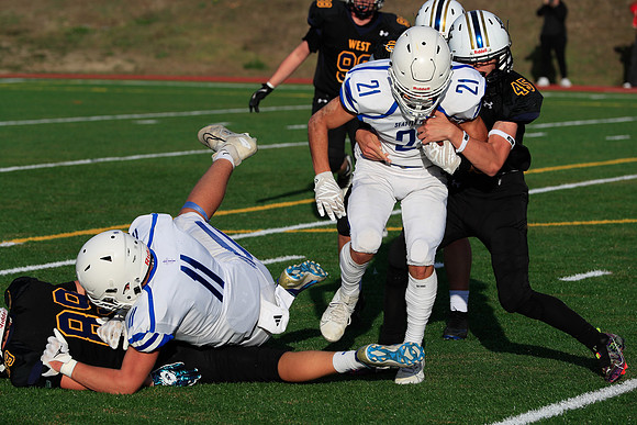 vs West Seattle-652 [1-1000 sec at f - 7.1 200 mm Canon Canon EOS-1D X Mark II EF70-200mm f-2.8L IS II USM]